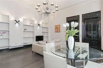 酒店 Milan Royal Suites