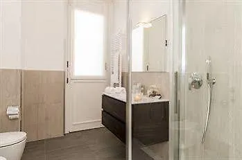 Milan Royal Suites 酒店